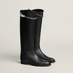 Jumping boot